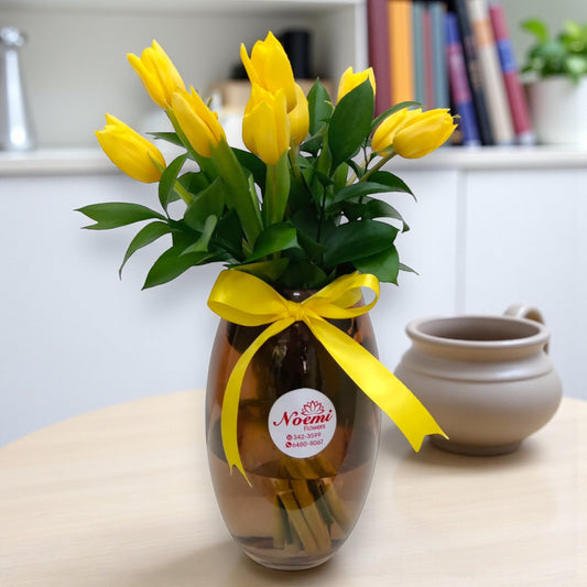 Jarrón con Tulipanes - Floristería Noemi Flowers
