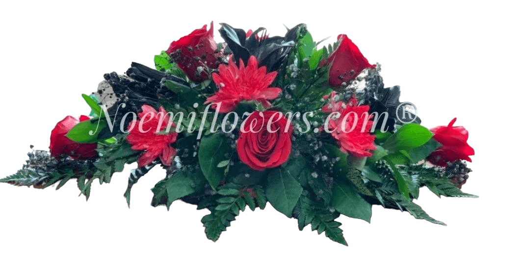 Centro de mesa rosas rojas y lirios negros