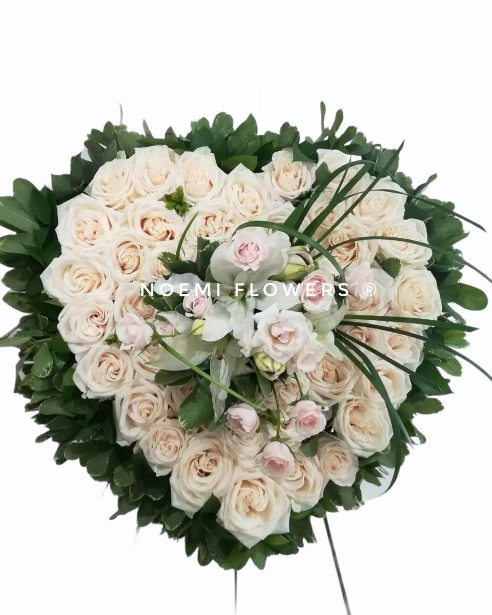 Corona Fúnebre Eterno Agradecimiento - Floristería Noemi Flowers