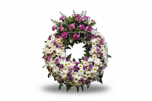 Corona Funebre con margarita y claveles lila - Floristeria Noemi Flowers