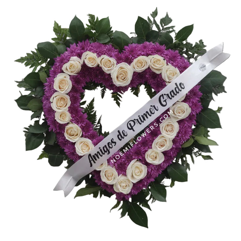 Corona Funebre con rosas blancas y crisantemos lila - Noemi Flowers