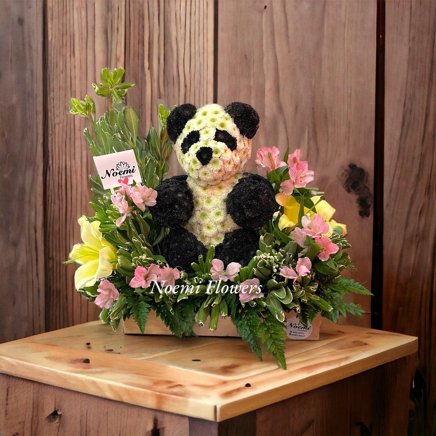 Oso Panda - Floristería Noemi Flowers