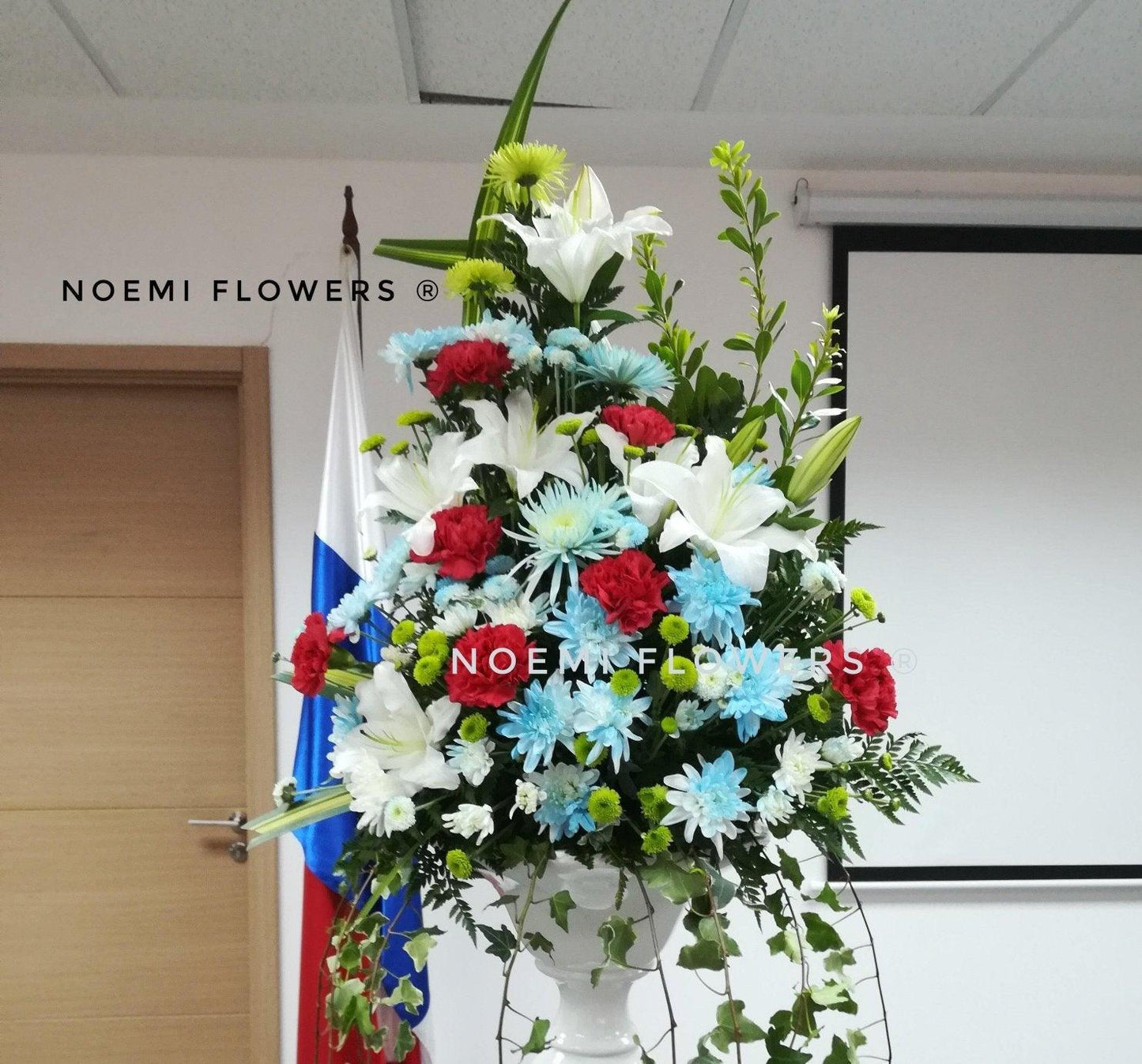 Pedestal 08 - Floristería Noemi Flowers