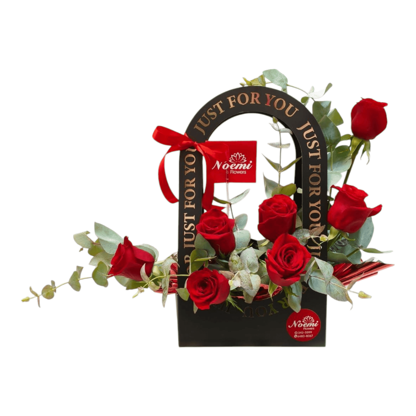 Sofisticado y único, con 7 Rosas rojas y follaje variado - Floristería Noemi Flowers