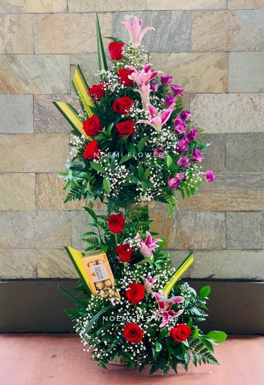 Arreglo Floral Plenitud - Floristería Noemi Flowers
