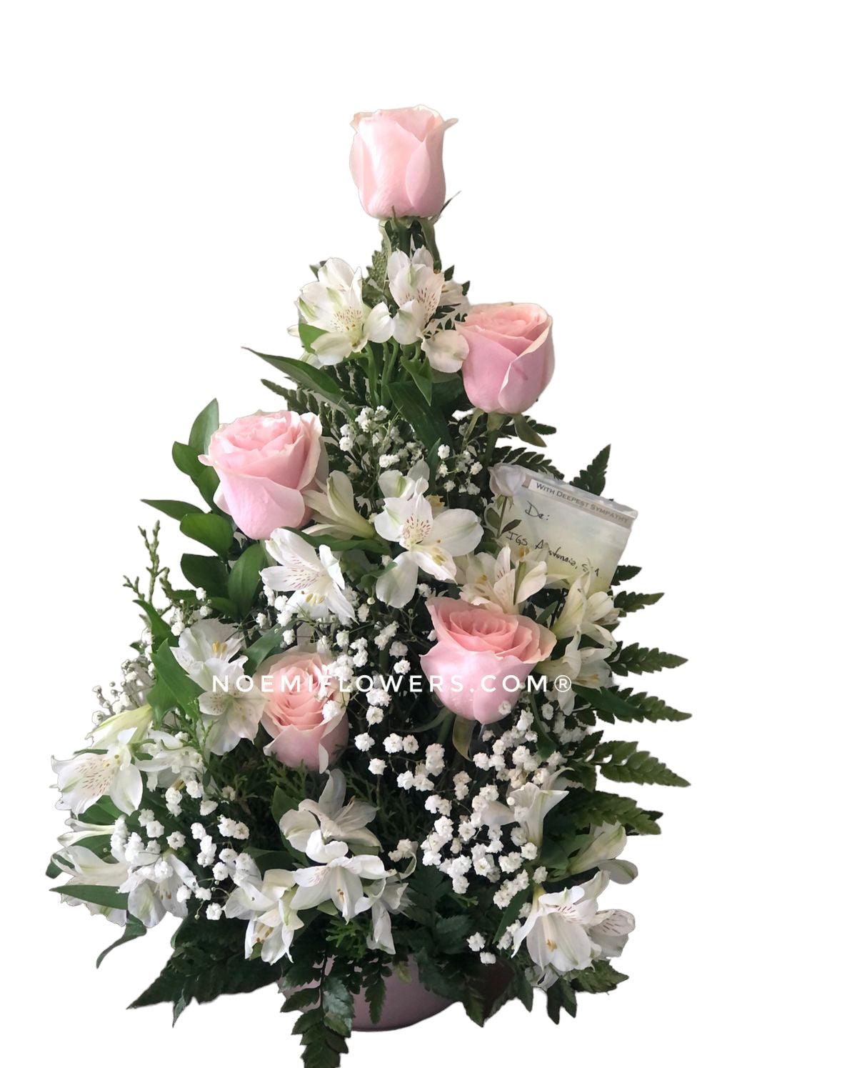 Arreglo Funeral AF-10 compuesto de rosas, astromelias, gipsofilia y ruscos - Floristería Noemi Flowers