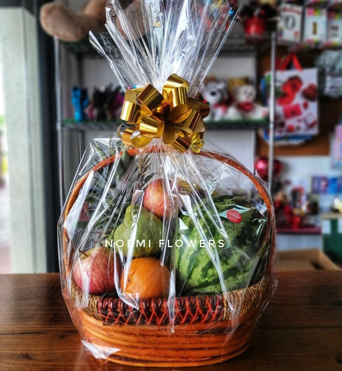 Canasta de Frutas - Floristería Noemi Flowers
