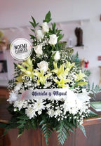 Arreglo Funeral AF-01 - Floristería Noemi Flowers