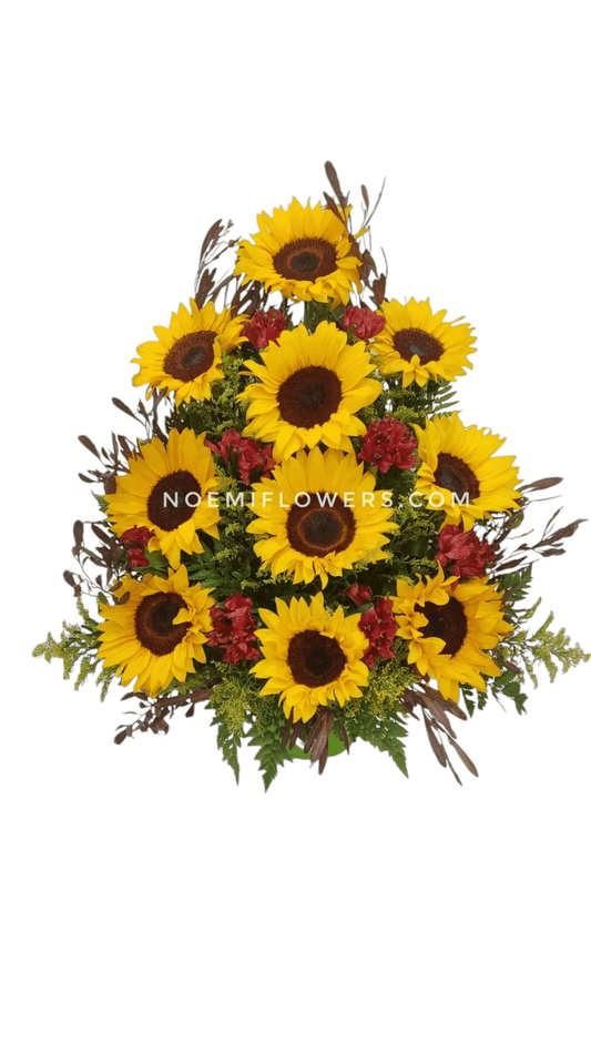 rreglo florar de girasoles, astromelias y follaje variado. 