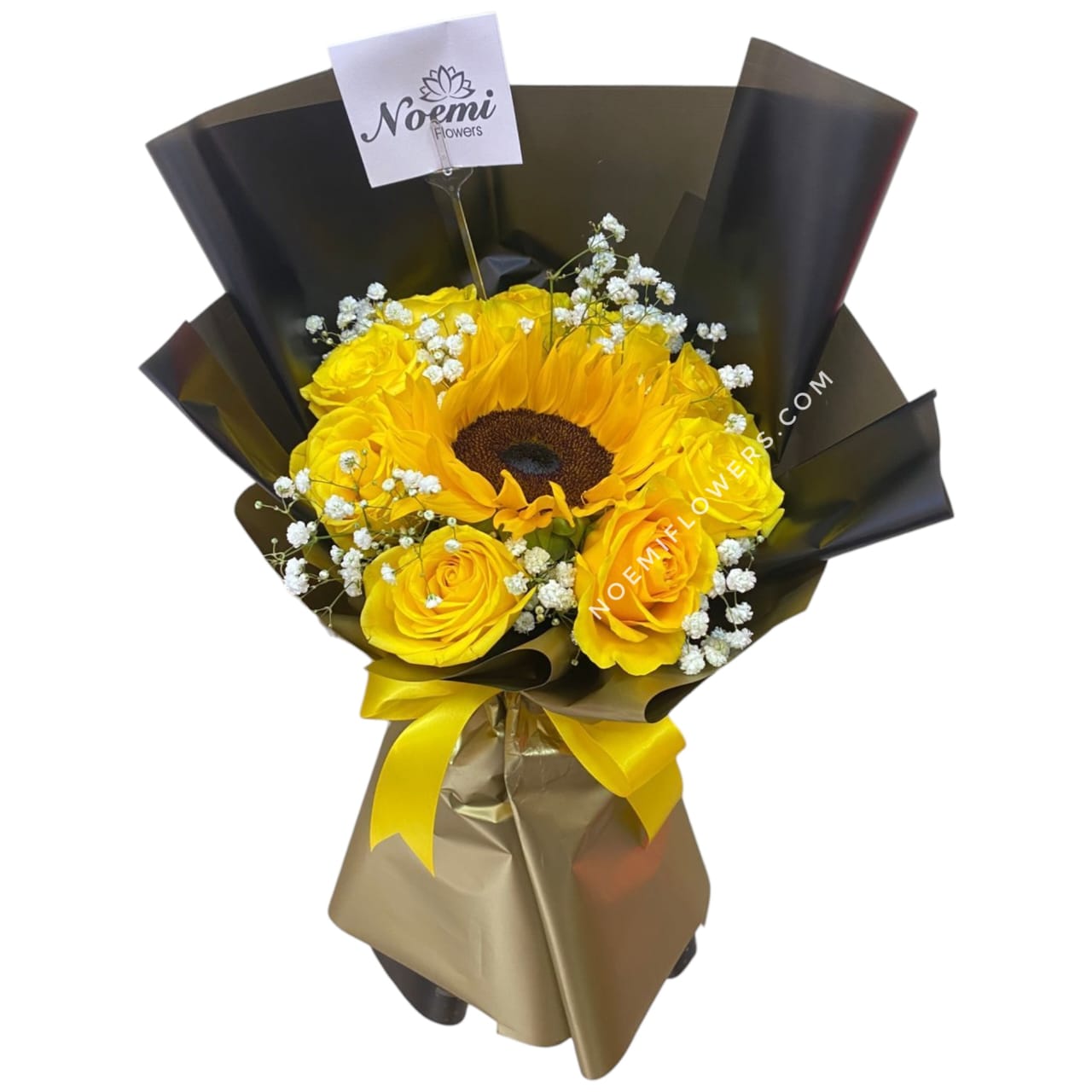 Bouquet confeccionado con rosas, girasol - Floristería Noemi Flowers