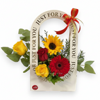 Arreglo regalo rosas, girasol y gerbera- Floristería Noemi Flowers.