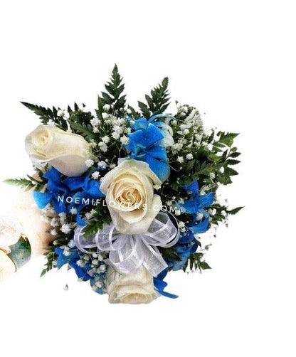 Cripta 03 confeccionado con rosas, orquídeas, gipsofilia y follaje variado  - Floristería Noemi Flowers