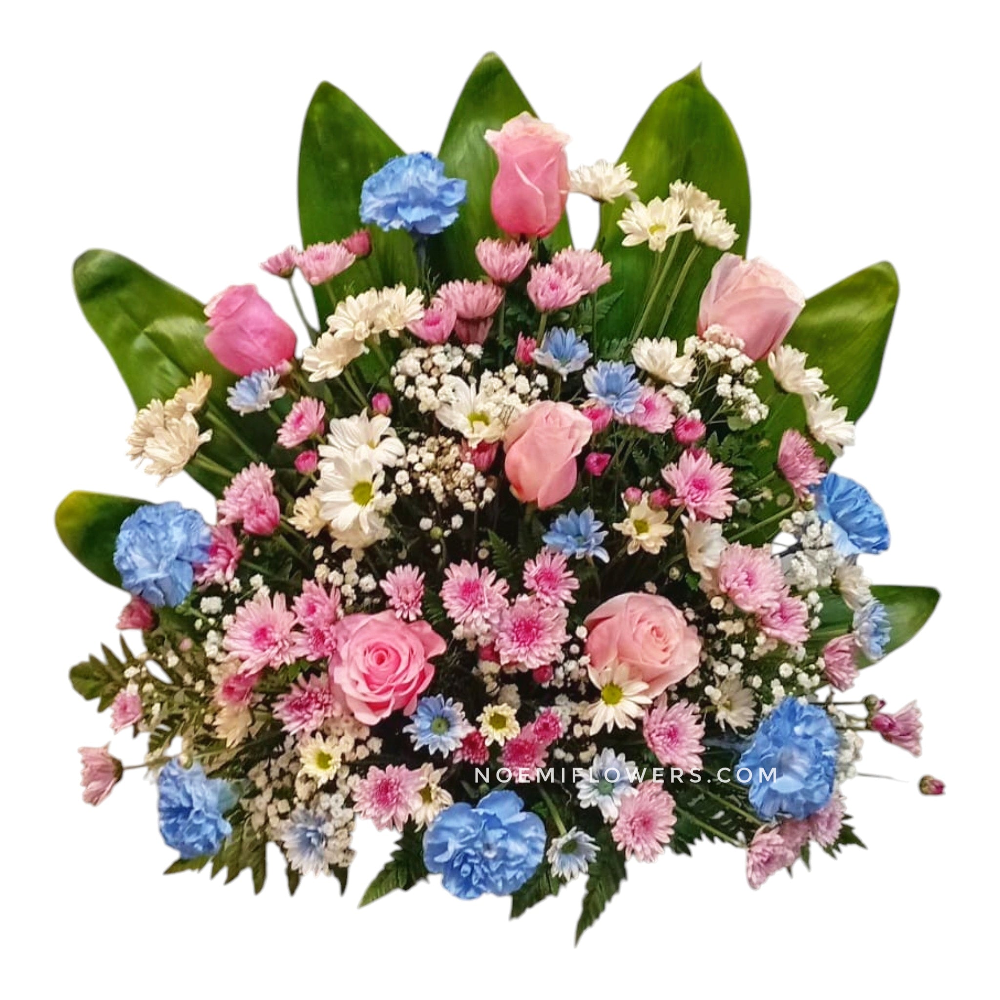 Confeccionado con rosas, claveles, margaritas, crisantemos y follaje variado - Floristería Noemi Flowers. 