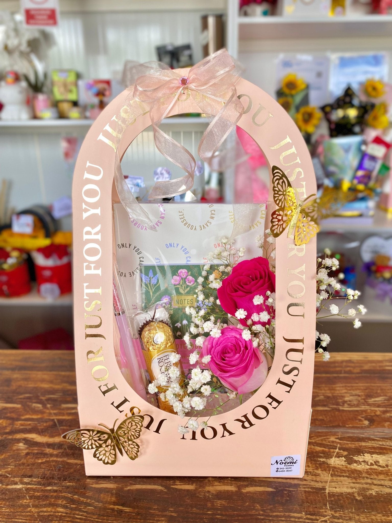 Gift Set 02 - Floristería Noemi Flowers
