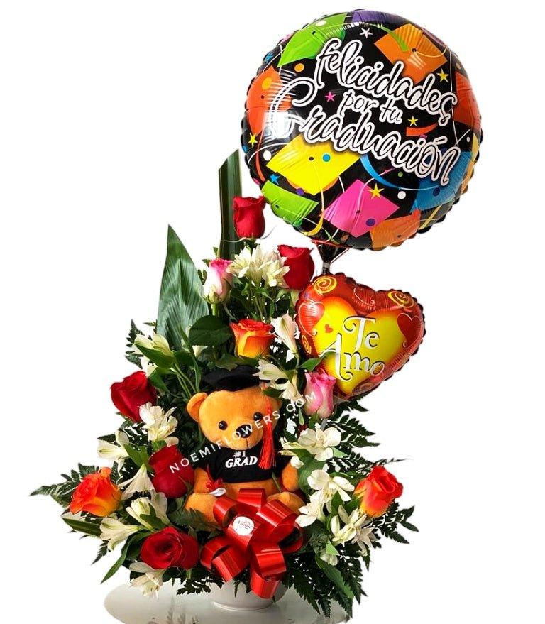 Graduación 13 - Floristería Noemi Flowers