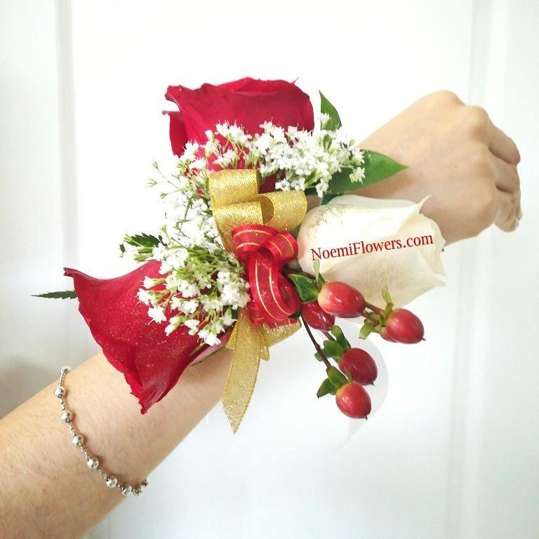 Corsage de mano NF-05 - Floristería Noemi Flowers