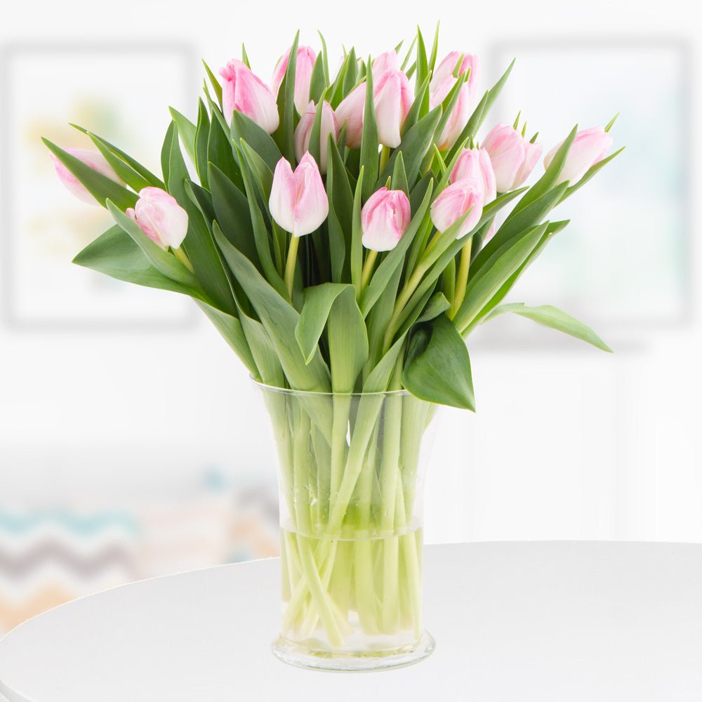 Jarrón con Tulipanes - Floristería Noemi Flowers