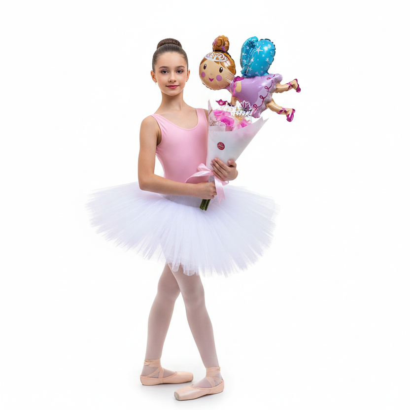 Confeccionado con rosas, mini corona y globo de 9" - Floristería Noemi Flowers.