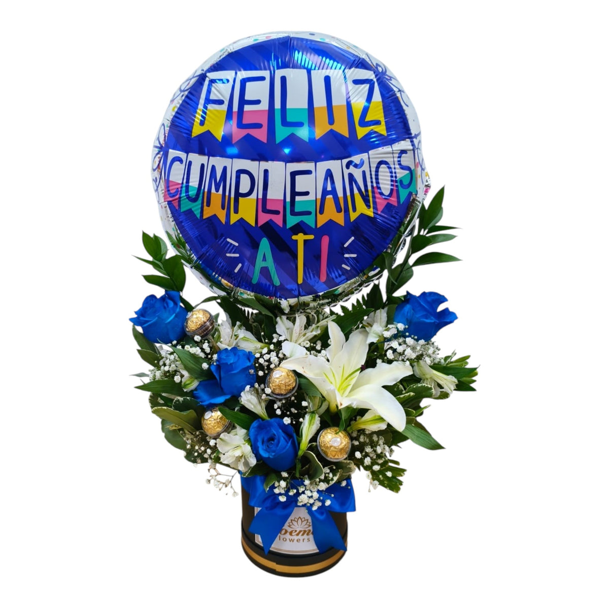 Arreglo floral confeccionado con rosas azules, astromelias, flor de lirio, gipsofilia y follaje variado acompañado de 1 globo 18" - Floristería Noemi Flowers. 