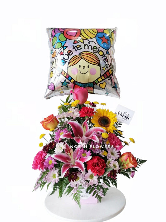 Arreglo de Flores variadas con globo Floristería Noemi Flowers