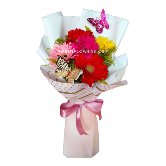Bouquet compuesto de gerberas, solidago y mariposas 3D - Floristería Noemi Flowers