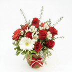 Arreglo floral con rosas gerberas y astromelias con eucalipto -  Floristería Noemi Flowers