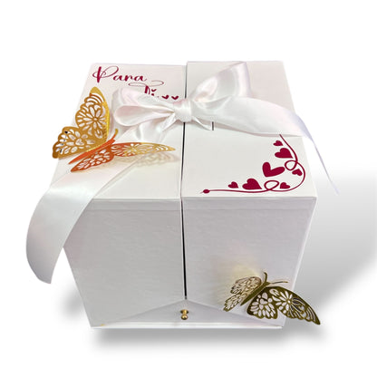 Caja de Amor - Floristería Noemi Flowers
