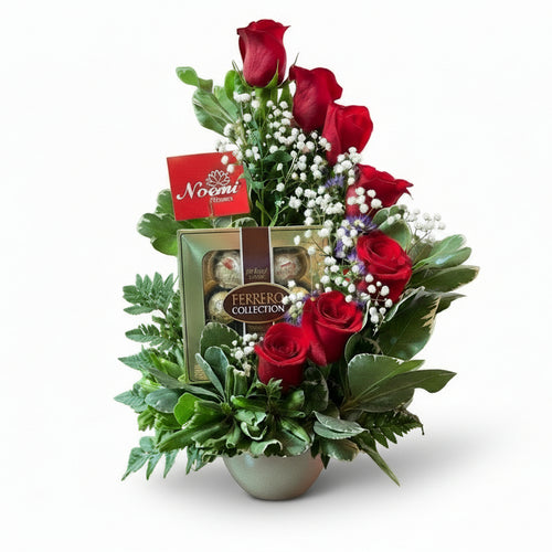 Arreglo con 7 rosas rojas y caja de Chocolates - Floristería Noemi Flowers