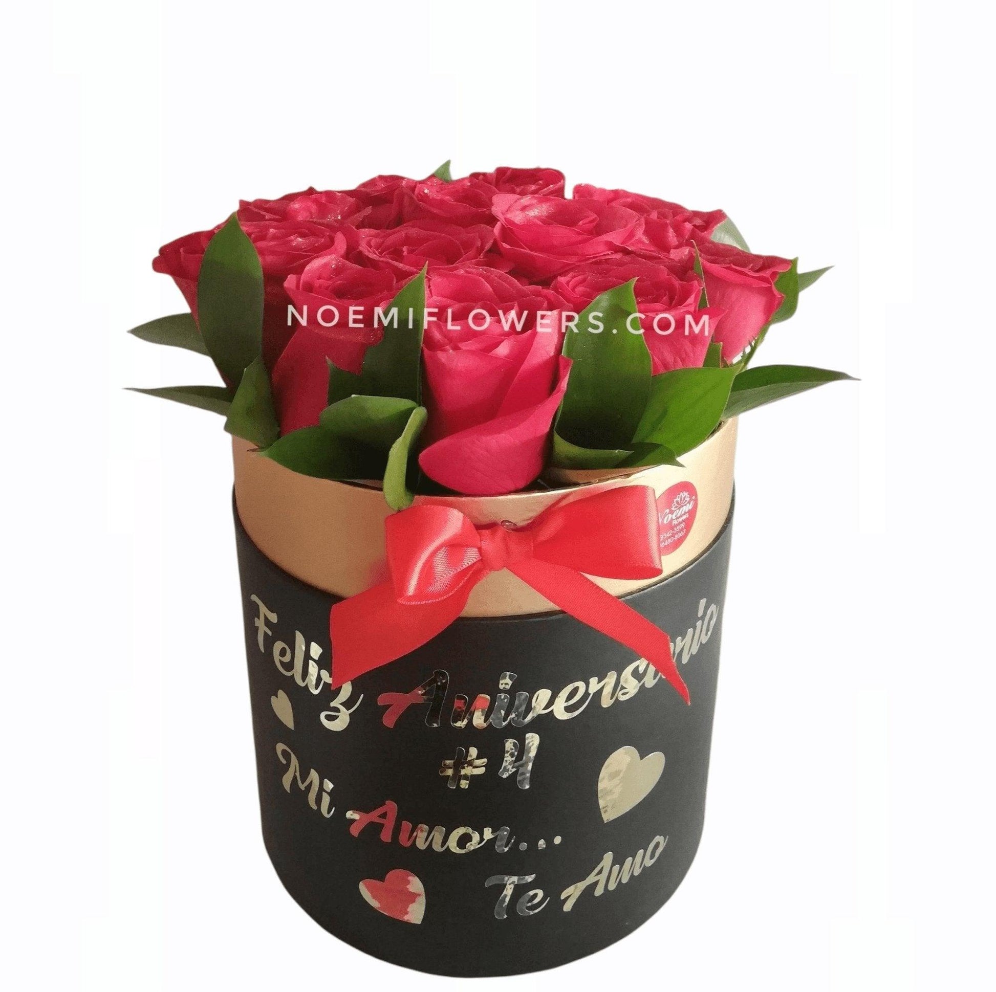 Caja 12 rosas personalizada - Floristería Noemi Flowers