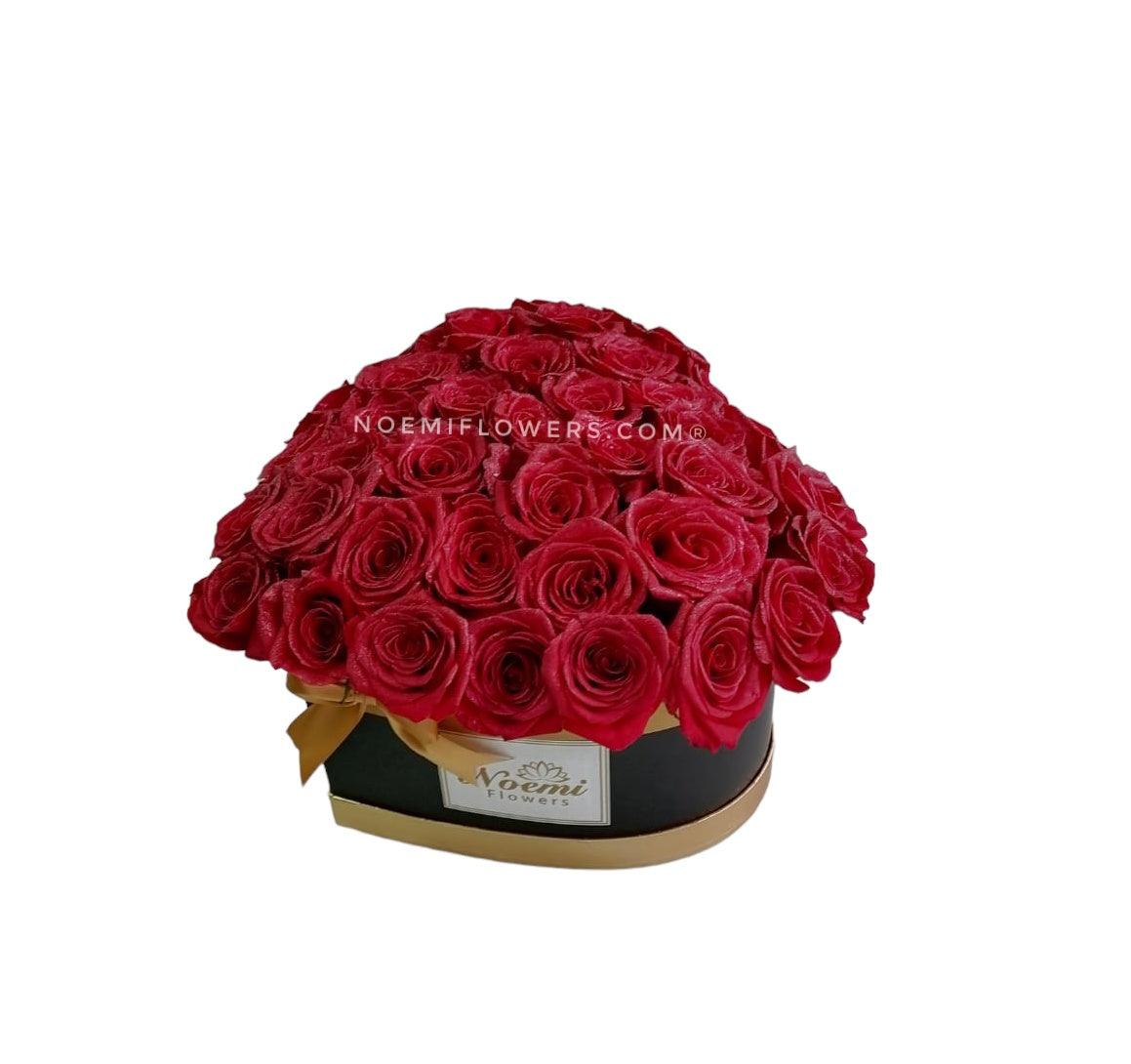 Caja Corazón de 40 Rosas Rojas - Floristería Noemi Flowers