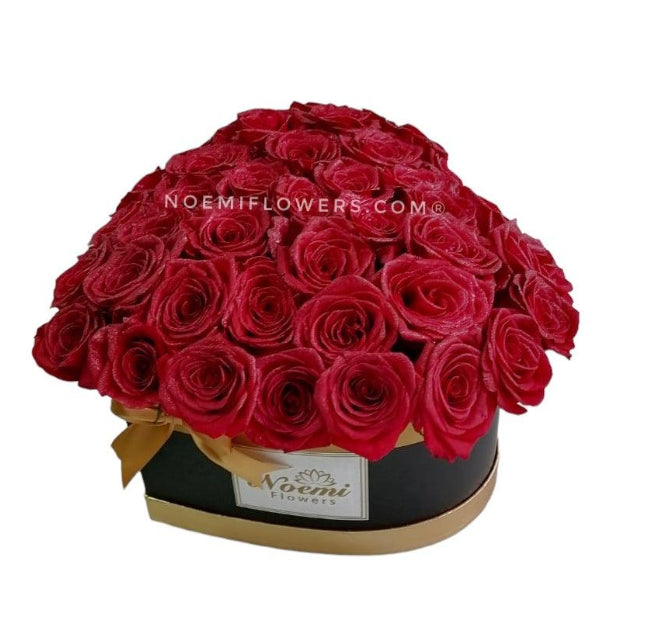 Caja Corazón de 40 Rosas - Floristería Noemi Flowers