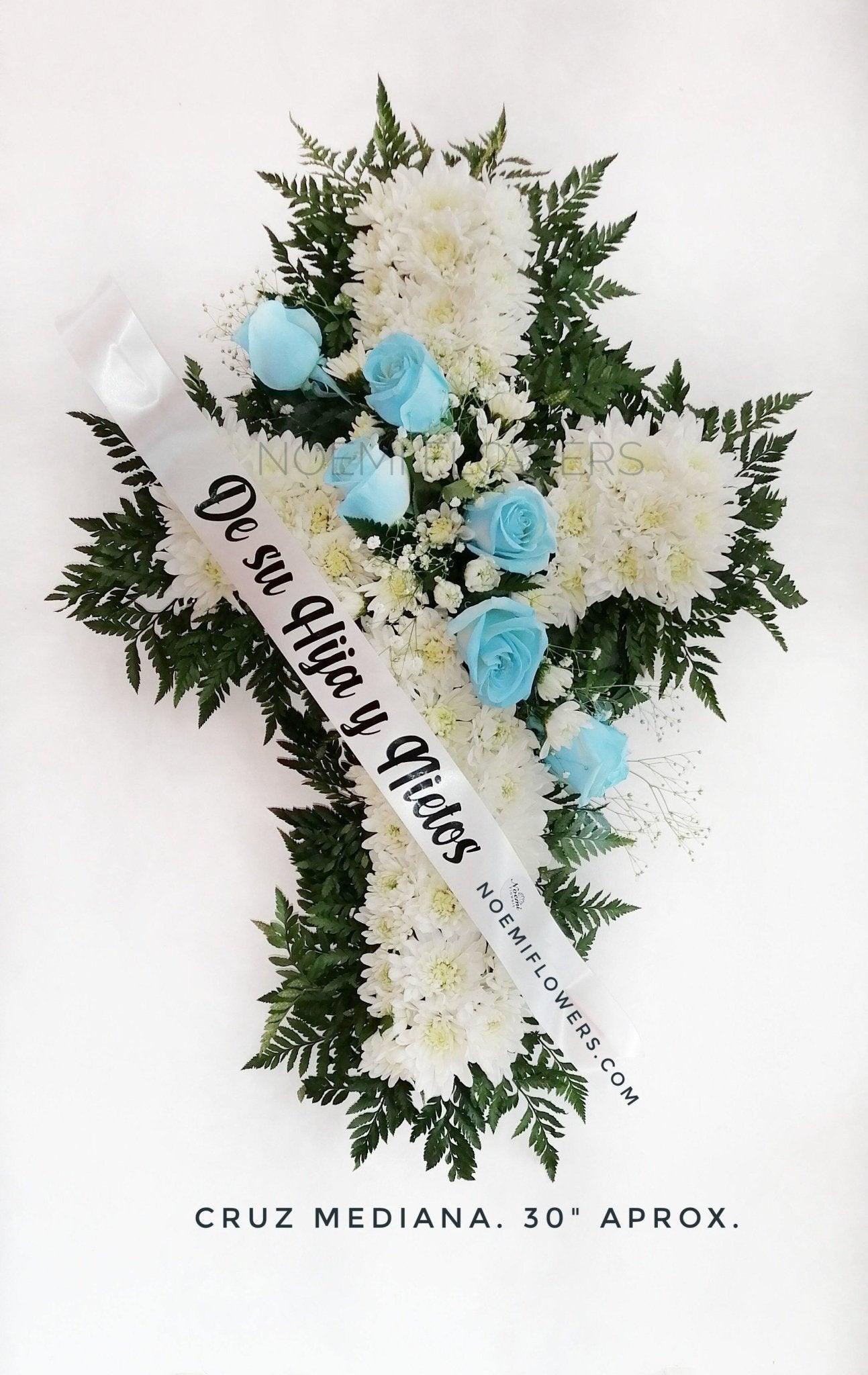 Cruz de crisantemos y rosas -  Floristería Noemi Flowers