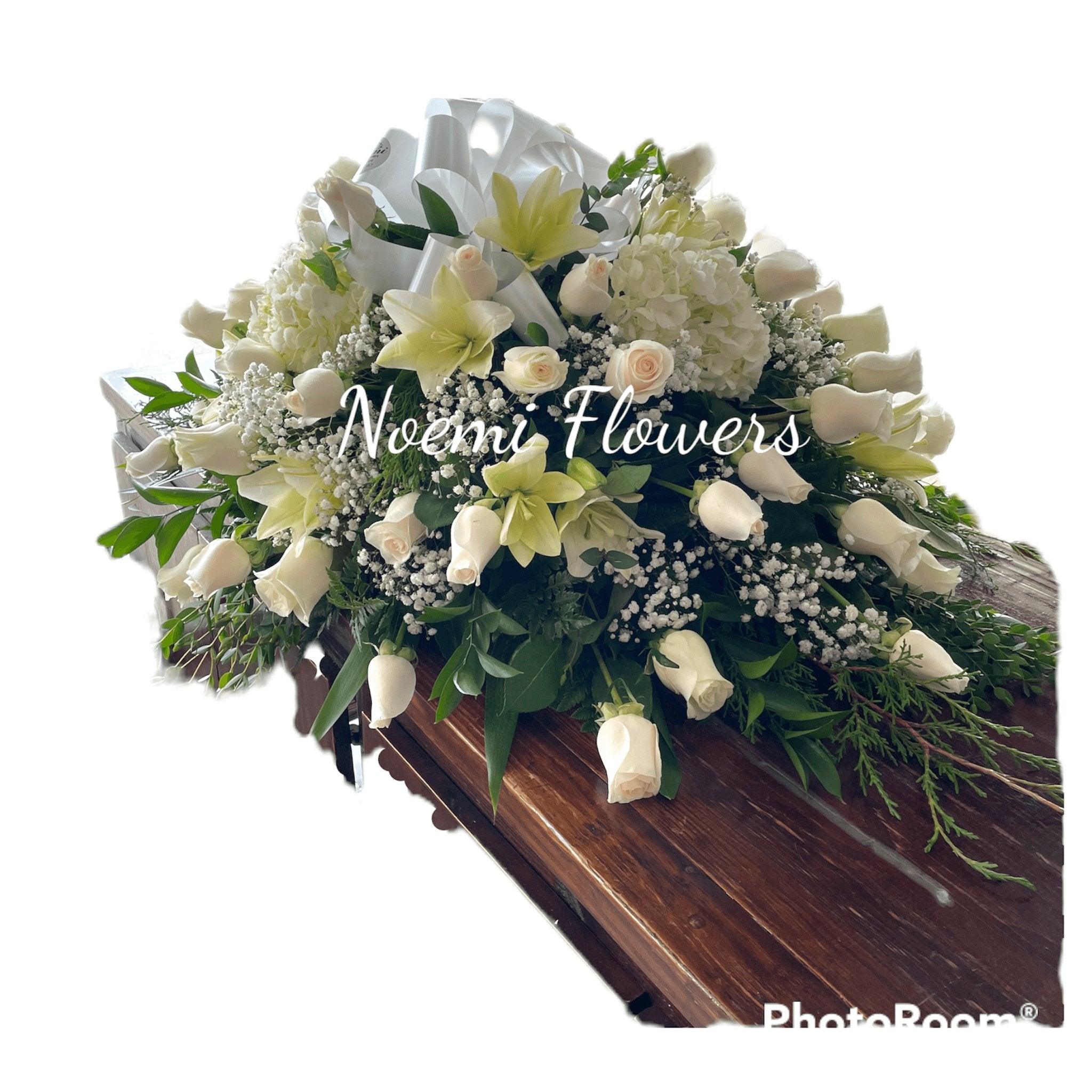 Cubre Caja Celestial - Floristería Noemi Flowers