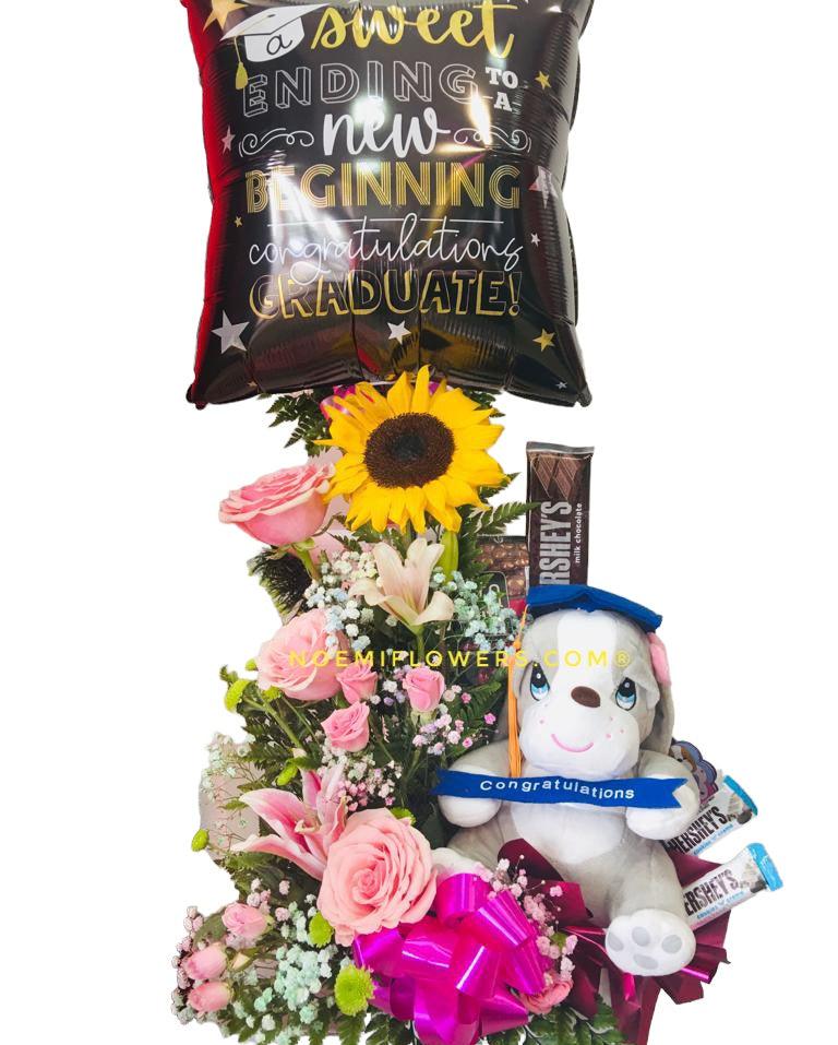 Graduación 12 - Floristería Noemi Flowers