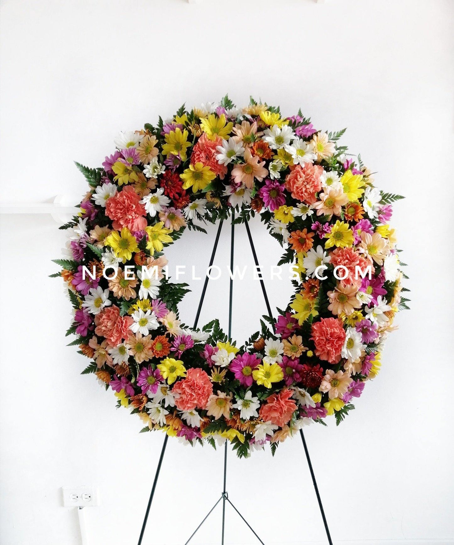 Corona NF-52 - Floristería Noemi Flowers