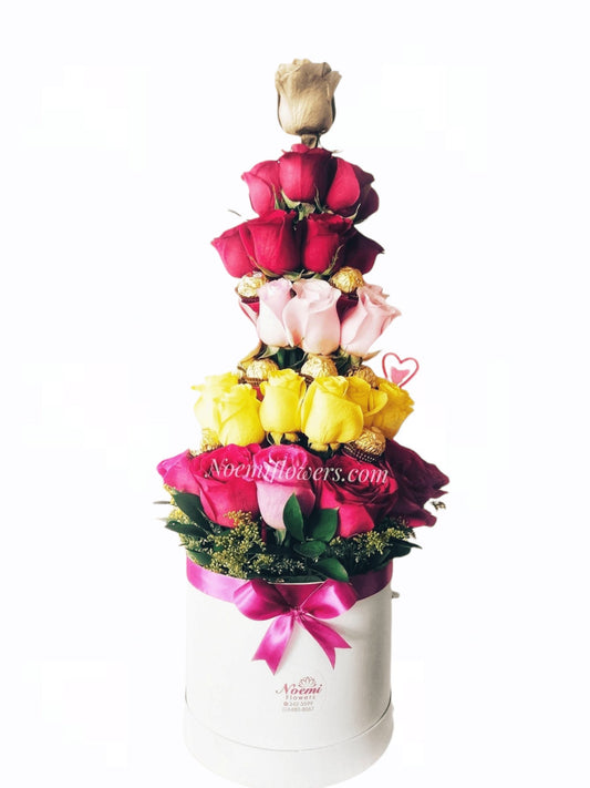 Caja de Rosas VIP con Chocolates - Floristería Noemi Flowers