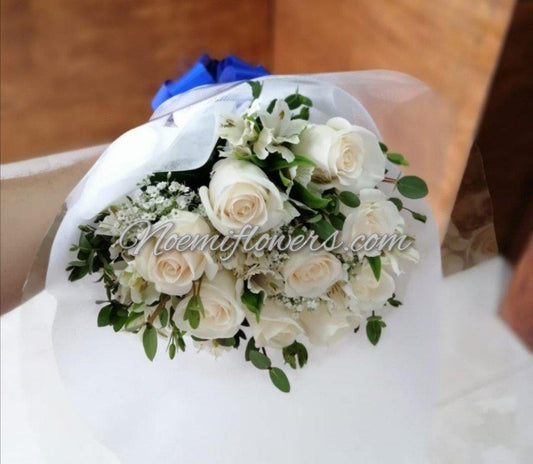 Bouquet de Rosas Blancas - Floristería Noemi Flowers